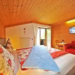 Gæstehus Haus Hasslacher 4*