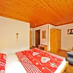Haus Hasslacher 4* Flattach