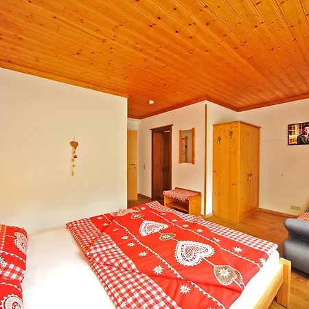 Haus Hasslacher 4* Flattach